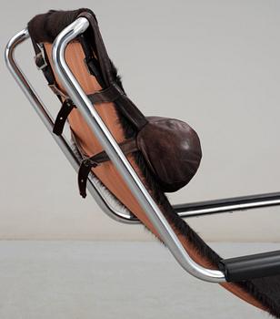 An easy chair by Hans & Vassili Luckhardt or Anton Lorenz, originally by Desta Stahlrohrmöbel, Berlin.