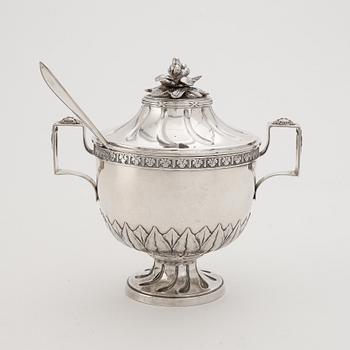 A silver sugarbowl by Samuel Pettersson.