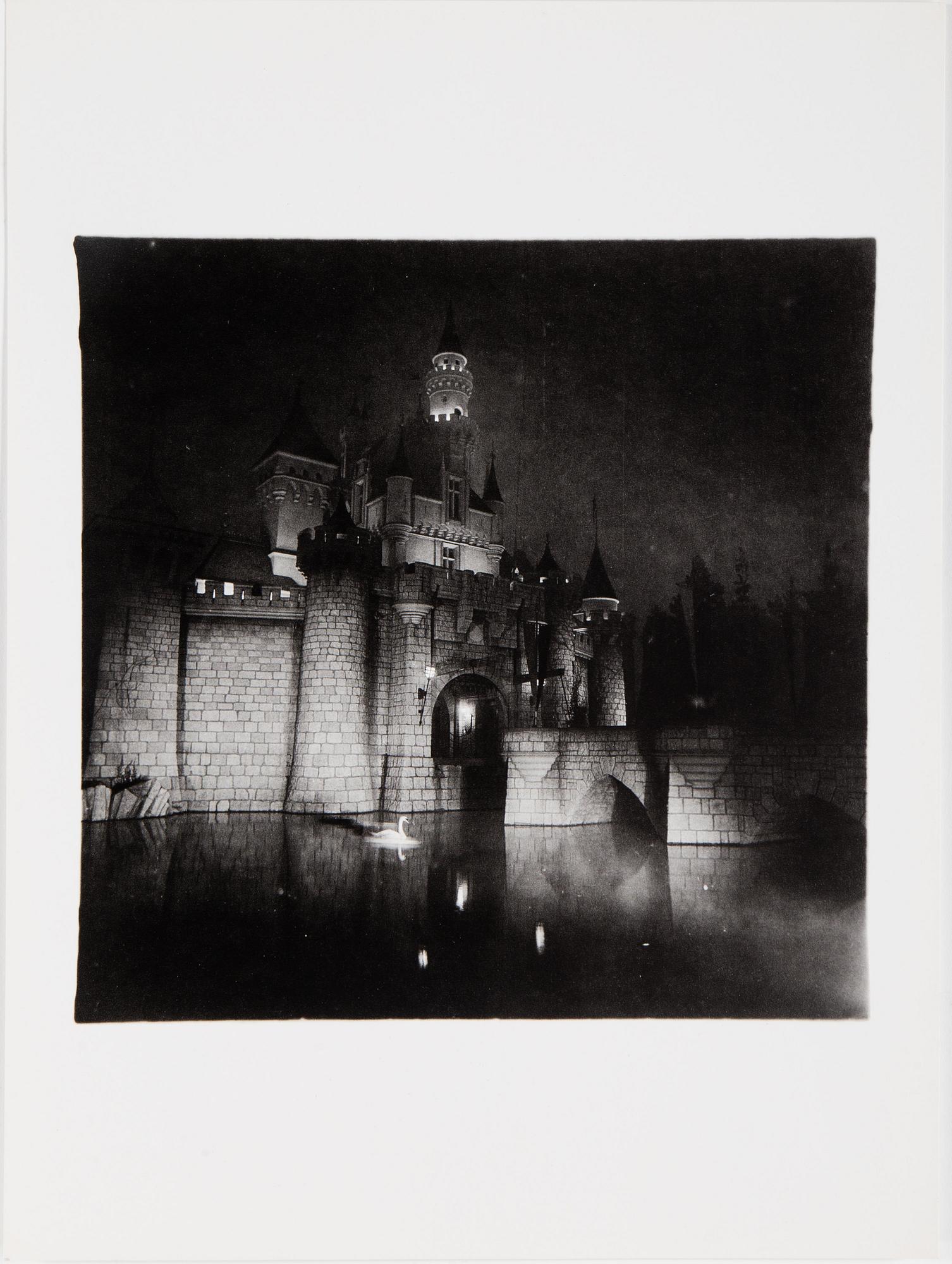 DIANE ARBUS, Portfolio with 12 heliogravures published by Electa in 1979. Numbered 26/1000.