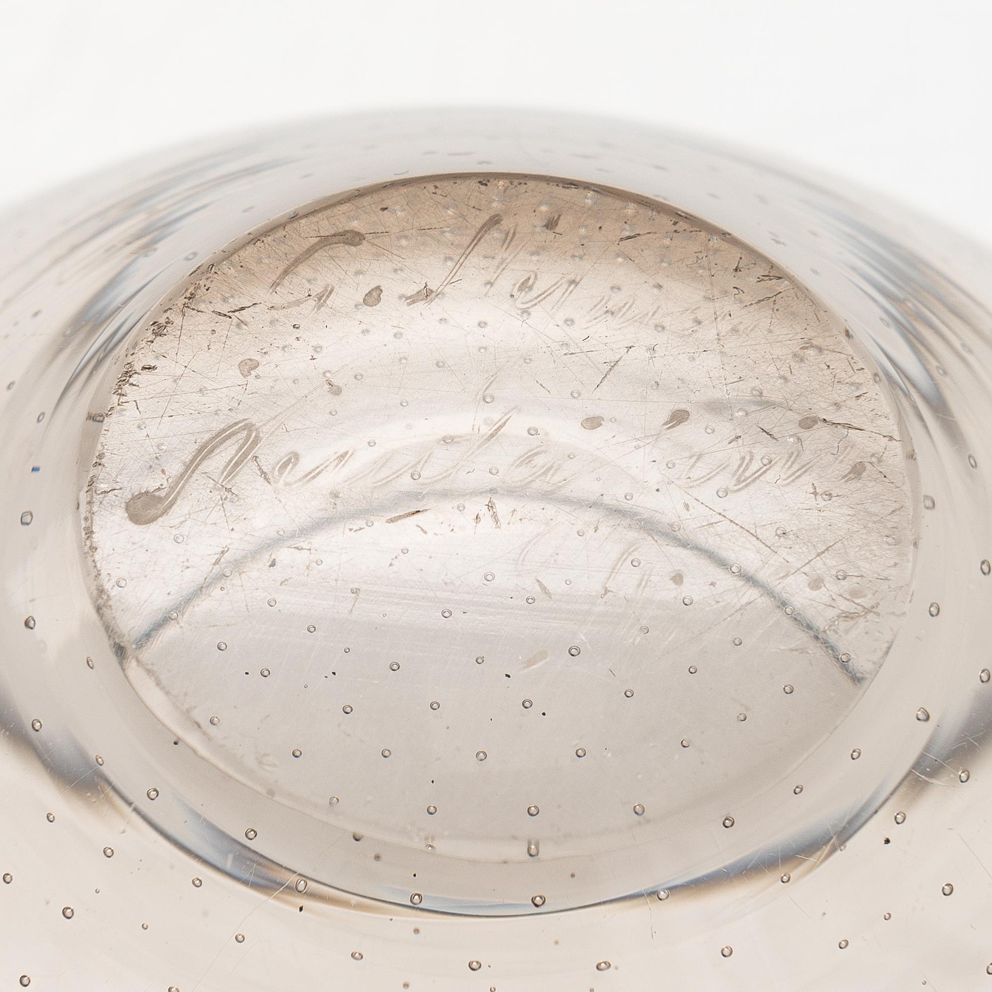 Gunnel Nyman, a glass bowl, signed G. Nyman Nuutajärvi Notsjö.