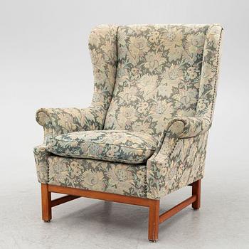 Ragnar Helsén, an "Oxford"/model 3543 armchairs, Svenskt Tenn/Stjernmöbler, second half of the 20th century.