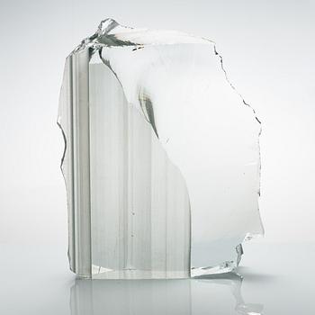Timo Sarpaneva, skulptur, serien Glass age, "Namnlös" signerad Timo Sarpaneva 1983. Iittalan/Toijalan kivivenveistämö.