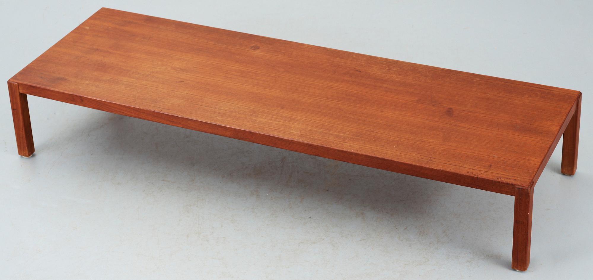 SOFFBORD, teak, Reiko Ruokolainen för Haimi, Helsingfors, Finland. Brännmärkt undertill.