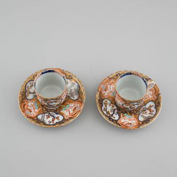 12 porcelain cups, probably Japan, around the mid 20th century.