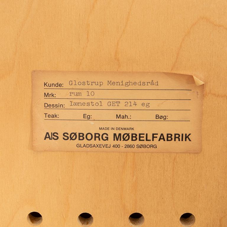 Hans J. Wegner, armchairs a pair model no. 214 Getama Denmark.