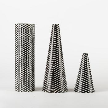 Stig Lindberg, a set of three stoneware 'Domino' vases, Gustavsberg.