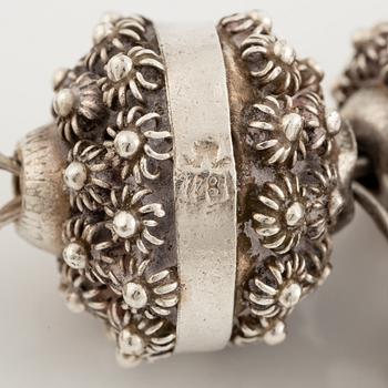 Collier med medljong samt armband silver, Mexiko.