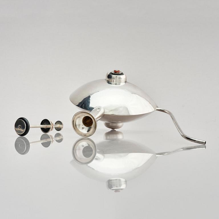 Mats Eskils, kanna "DropStop", sterlingsilver, Stockholm, 1999.