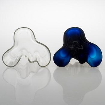 ALVAR AALTO, two glass vases, signed Alvar Aalto.