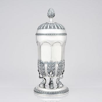 Bägare med lock, silver, svenska importstämplar samt K Anderson, Göteborg 1913.