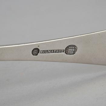 PARTI DANSKT SILVER, 13 delar, bland annat Harald Nielsen för Georg Jensen, vikt ca 376 gram.