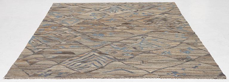 A Kelim carpet, c. 300 x 210 cm.