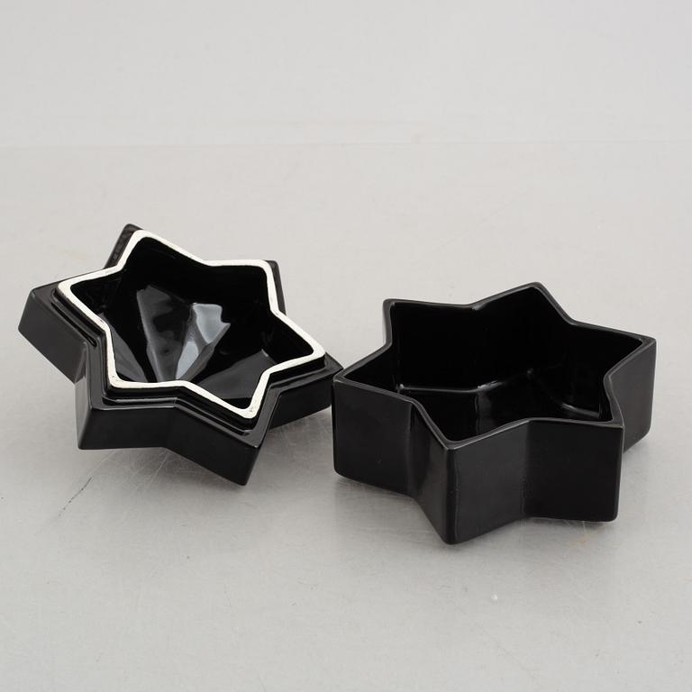 Karin Björquist, a box with lid, Gustavsberg Studio.