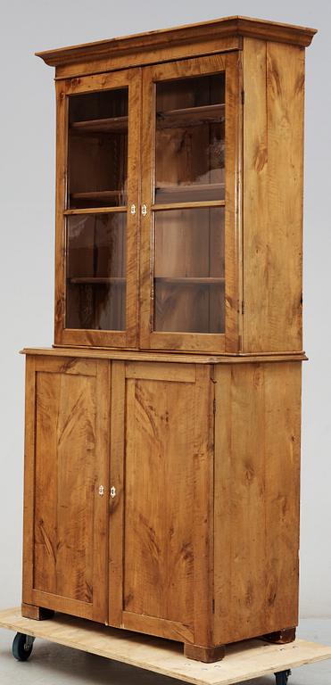 BOKSKÅP, Karl Johan stil, omkring 1900.