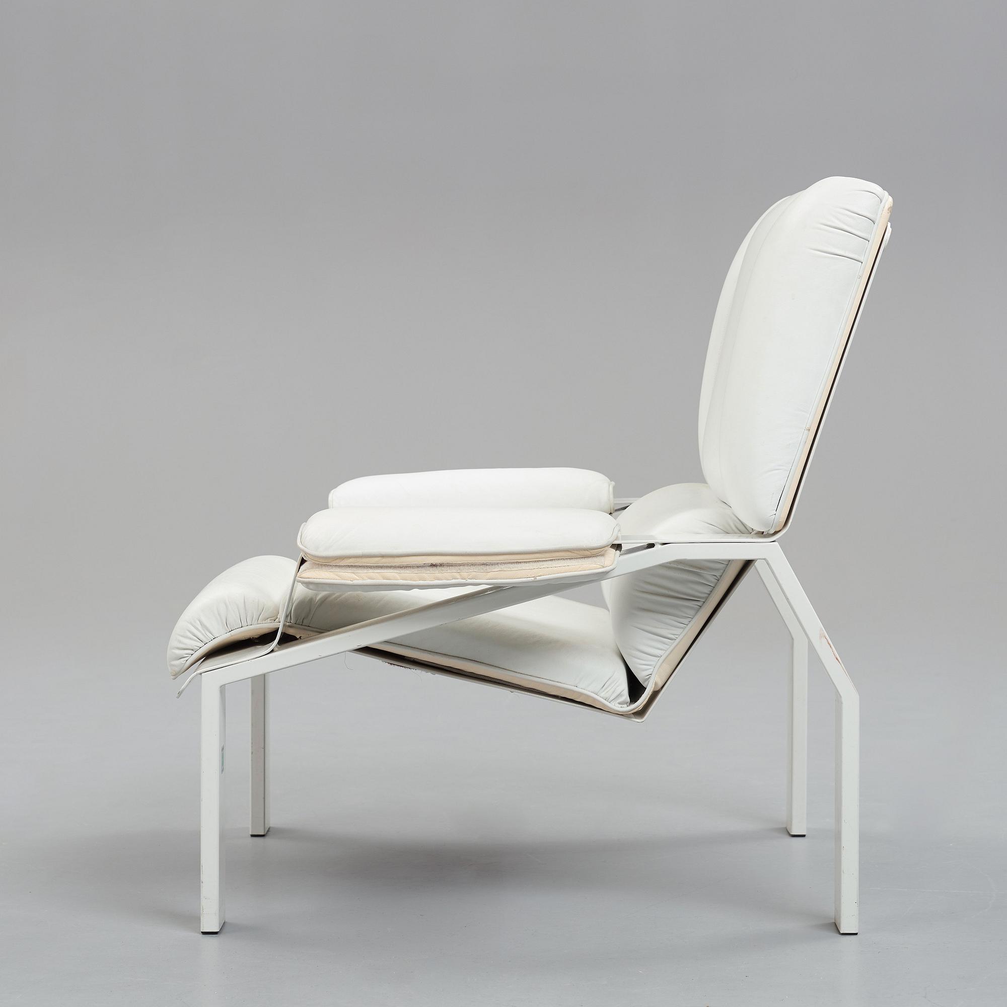 Joe Colombo, a "Lunar Excursion Module" easy chair by Bieffeplast, Italy 1970's.