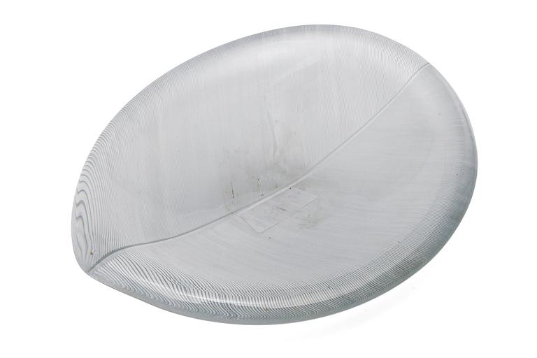 Tapio Wirkkala, A GLASS DISH.