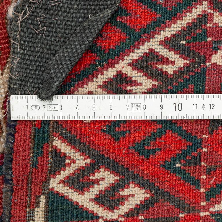 Rug, Tekke, antique. Approx. 320 x 220 cm.