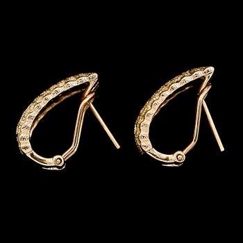 ÖRHÄNGEN, 1 par, 14K guld samt gula diamanter,