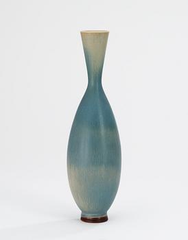 A Berndt Friberg stoneware vase, Gustavsberg studio 1968.