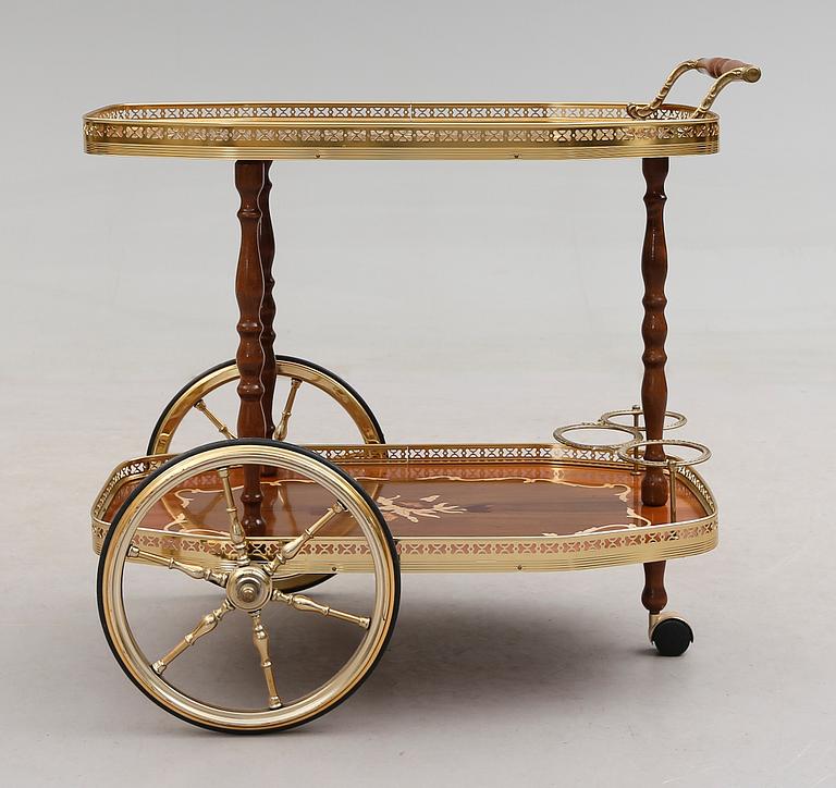 SERVERINGSVAGN, 1900-talets andra hälft.