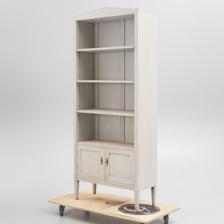 Bookcase, early 20th century.