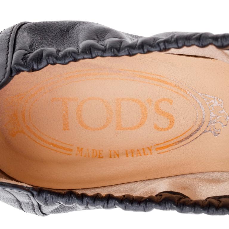 TOD'S, ett par ballerina skor. Storlek 37.