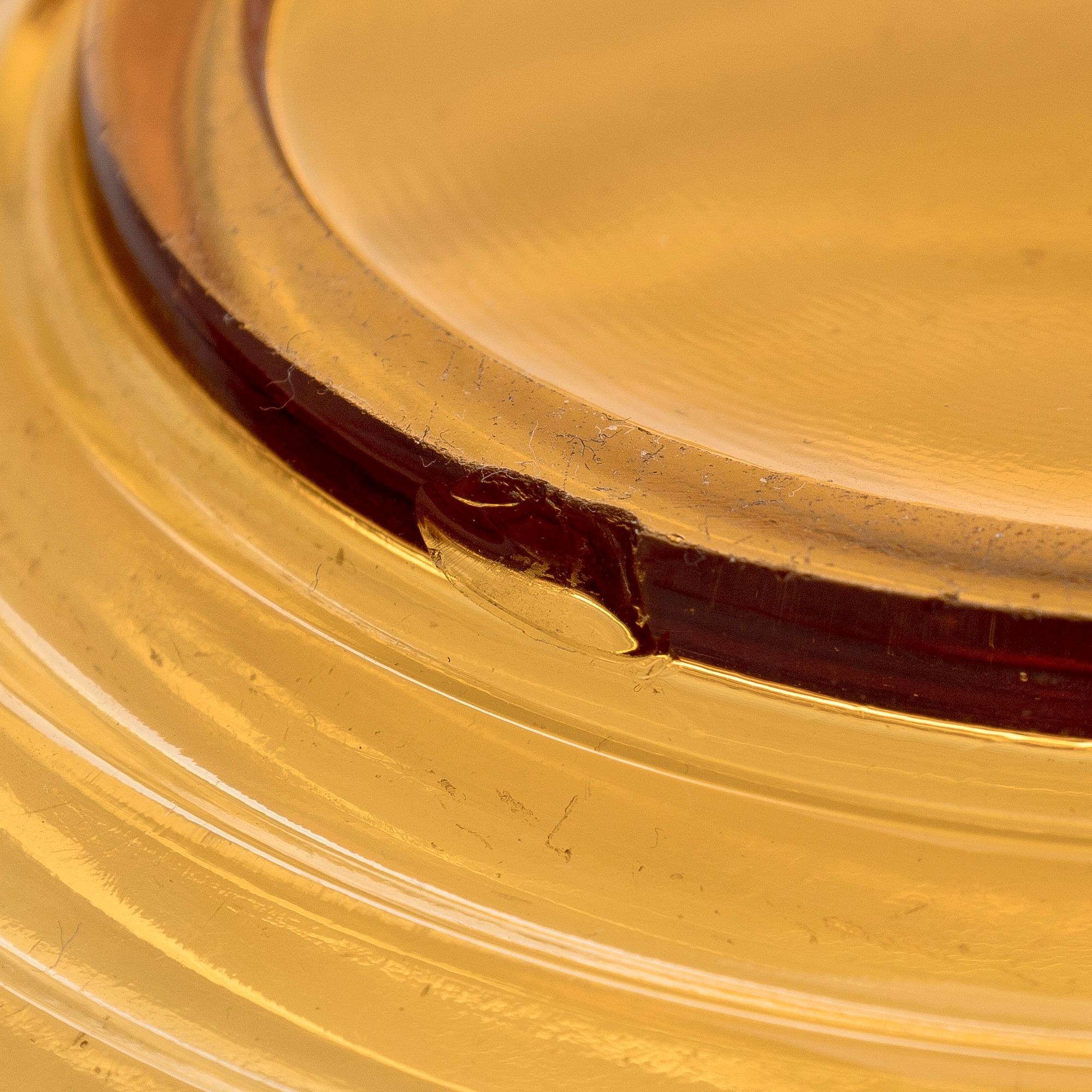 Aino Aalto, two glass bowls and four plates "Bölgeblick" for Karhula Glassworks, 1930s.