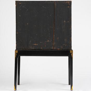 Kabinettskåp, troligen Tyskland, 1700-talets mitt.