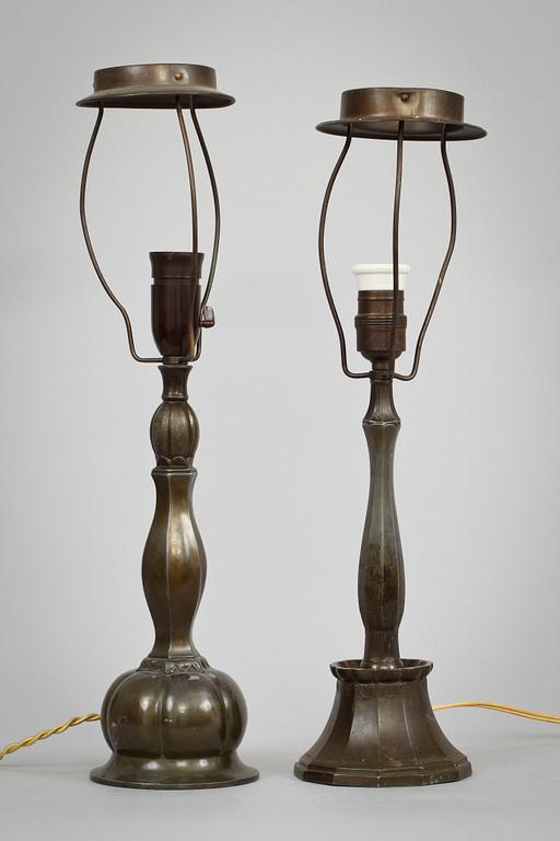 BORDSLAMPOR, 2 st, Just. Andersen, Danmark, 1900-talets första hälft.