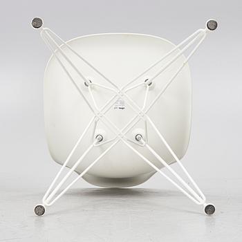 Charles & Ray Eames, chairs, 6 pcs, "Plastic chair DSR", Vitra, 2020.