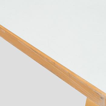 Alvar Aalto, bord, modell 84, Artek 2006.
