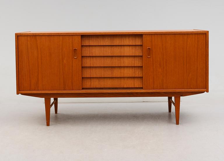SIDEBOARD, 1900-talets andra hälft.