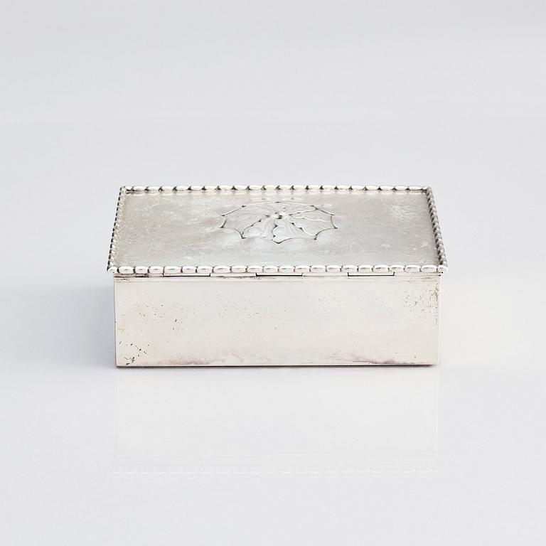 Georg Jensen, an 830/1000 silver box, Copenhagen 1915-1919, design nr 39, Swedish import marks GAB F.