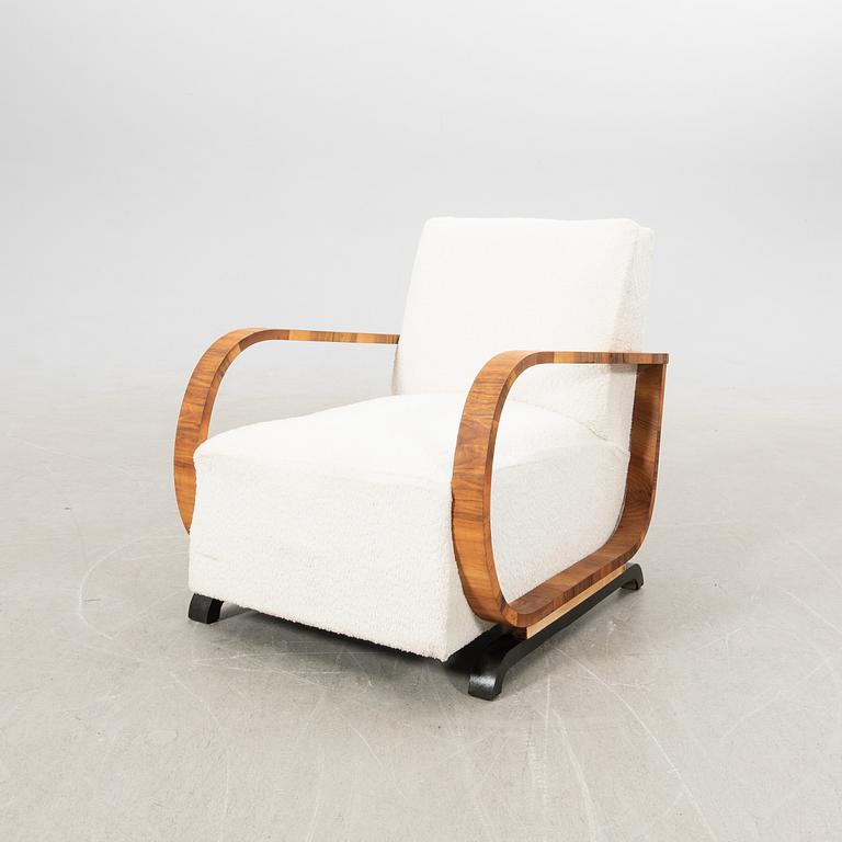 Armchair Art Deco, first half of the 20th century.