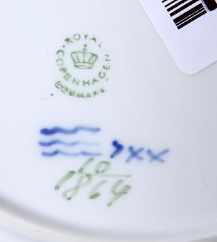 SERVISDELAR, porslin, 28 delar. Royal Copenhagen. "Blå Blomst".