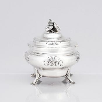 A Swedish 18th century silver sugar-casket, mark of Hans Lundgren, Stockholm 1770.