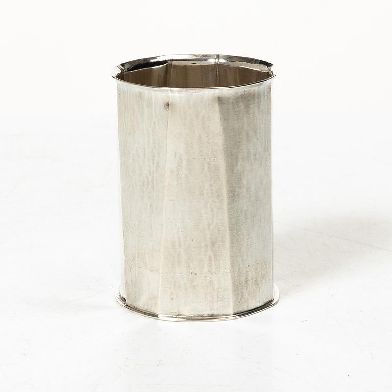 Bengt Liljedahl, a sterling silver vase, Sweden, 2006.