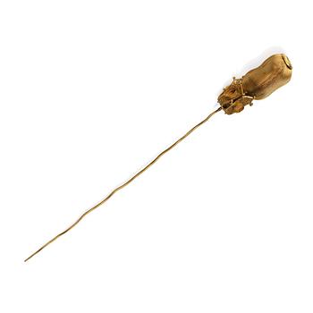 A gold hair pin, Song dynasty (960-1279).