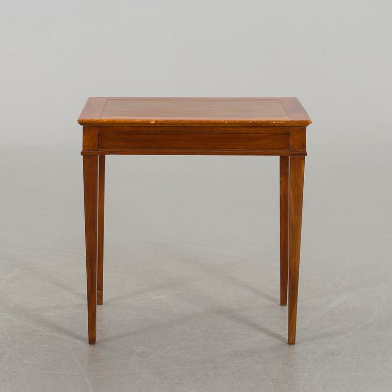 BORD Louis XVI 1800-talets första hälft.