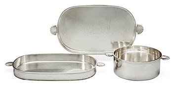 407. A set of three silver plated casseroles, CG Råström, Stockholm.