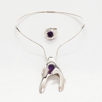 Elis Kauppi, necklace and ring, amethysts, silver, Kupittaan Kulta, Turku 1974.
