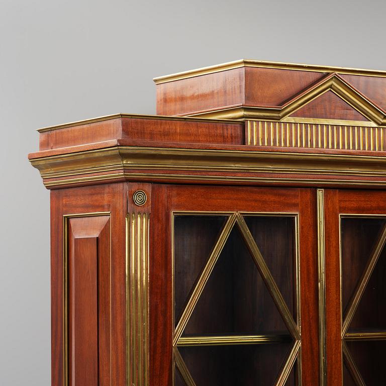 A pair of Russian mahogany and brass-mounted Jacob-style bibliothèques, modern with old parts.