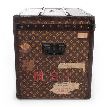 LOUIS VUITTON, koffert, 1900-talets början.