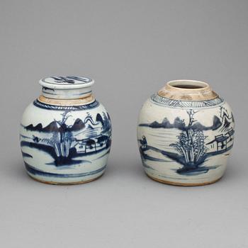 BOJANER, 2 st, porslin, Kina, 1800-tal.