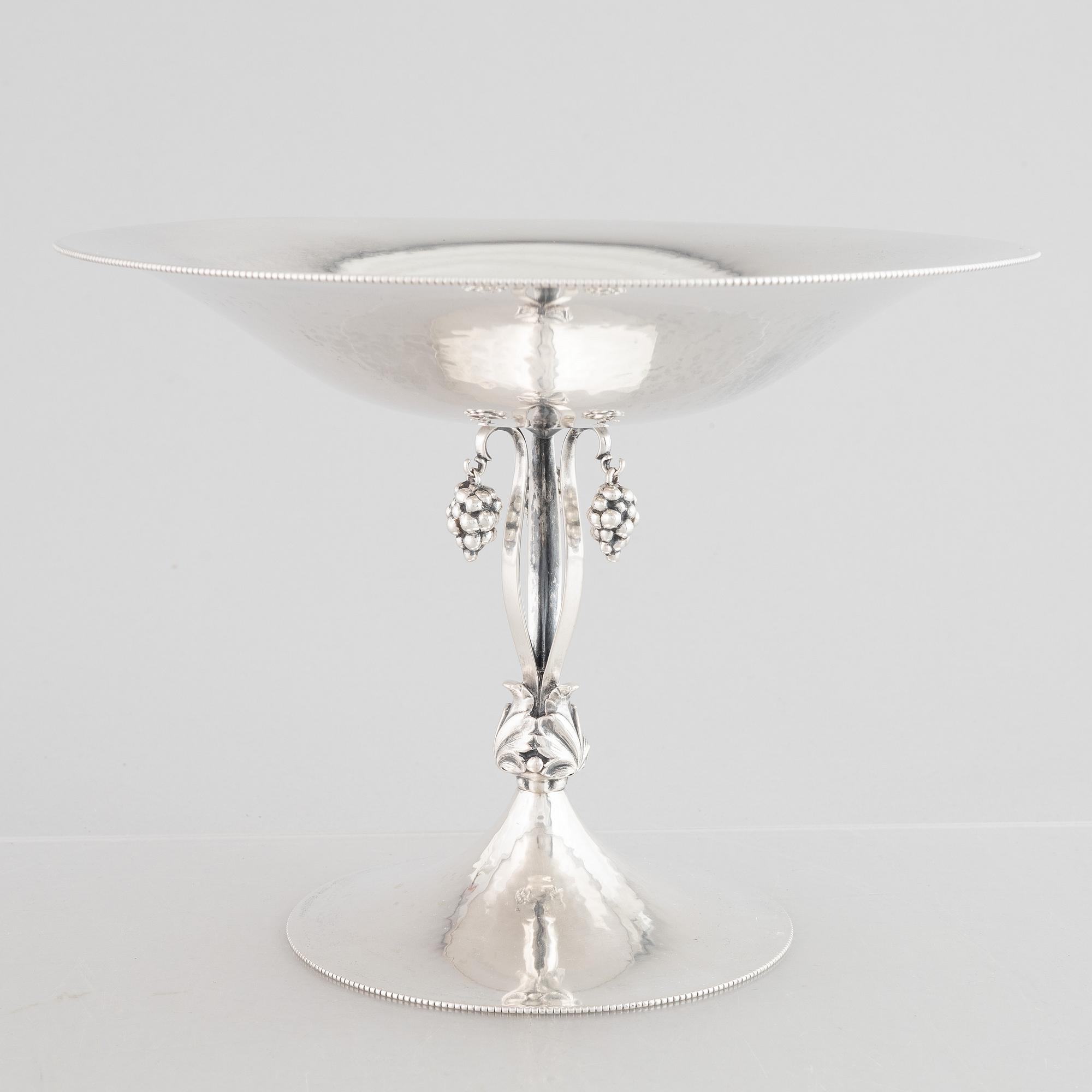 A silver bowl on a high foot, Swedish import mark and mark of Carl Söderqvist, Gothenburg 1927.