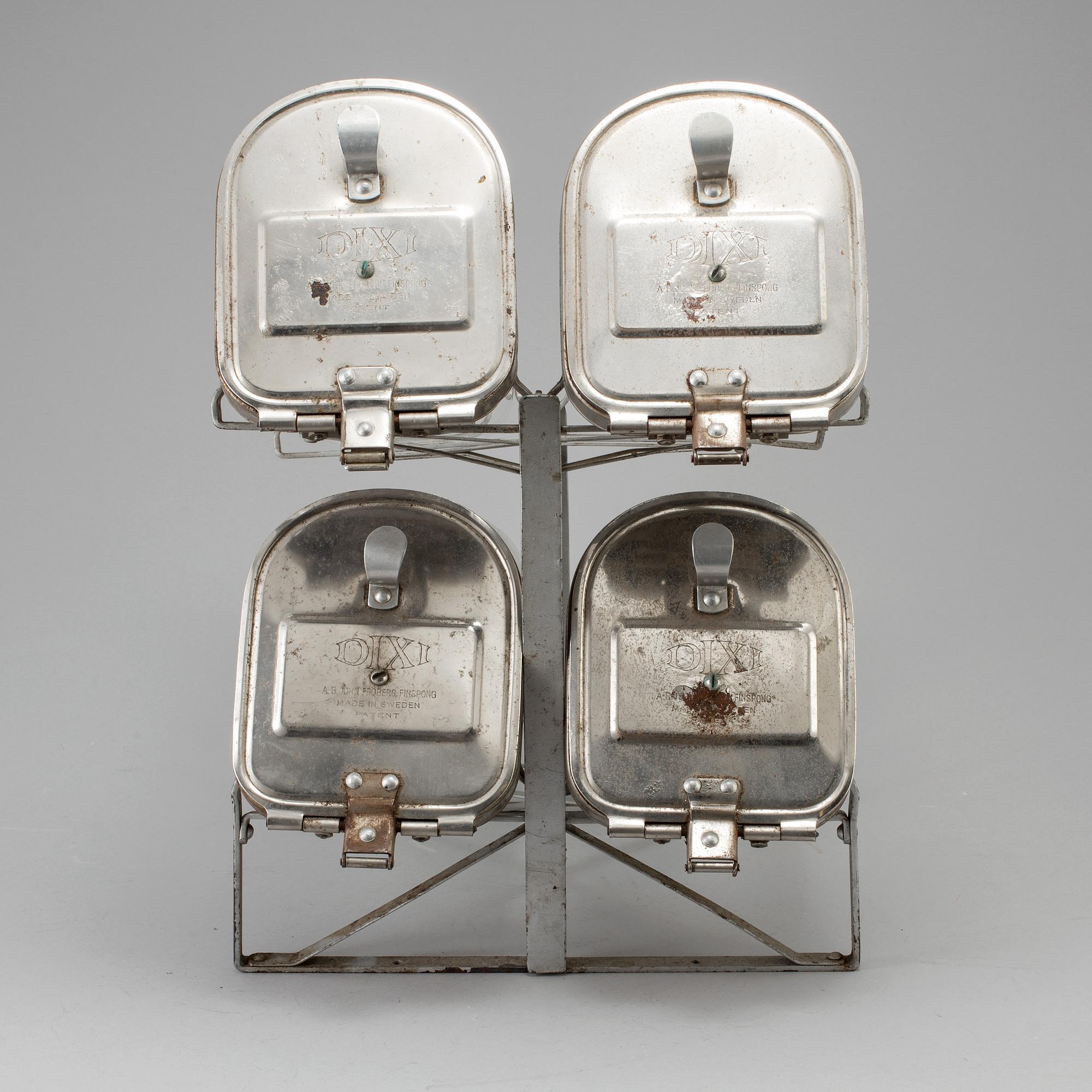 KONFEKTYRSTÄLL/GODISSTÄLL,  Dixi miniatyr, 1900-talets mitt.