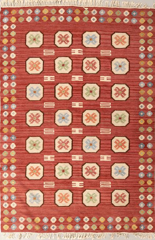 Flatweave rug, mid-20th century, approximately 288x190 cm.