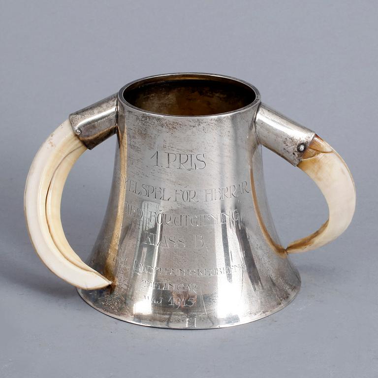 POKAL, silver, K Andersson, Stockholm 1907. Tot vikt 288 gram.