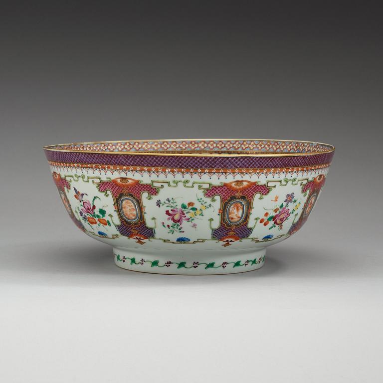 A famille rose punch bowl, Qing dynasty, Qianlong (1736-95).