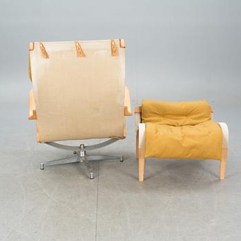 SNURRFÅTÖLJ  med FOTPALL, "Pernilla", Bruno Mathsson.